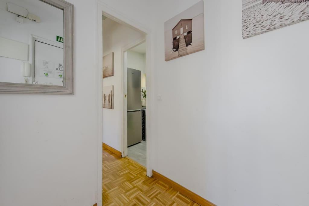 Encantador Piso En La Latina Madrid Centro/Rastro Kültér fotó