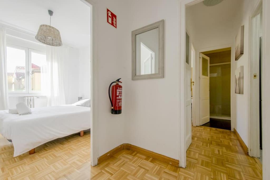 Encantador Piso En La Latina Madrid Centro/Rastro Kültér fotó